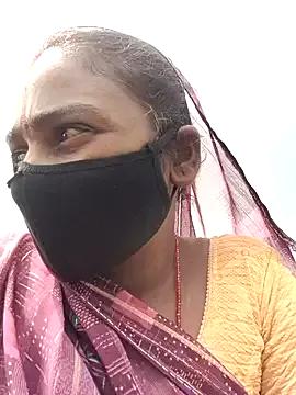 SoumyaRajput39 from StripChat is Freechat