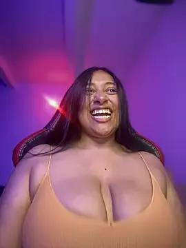 Soysofiarodrigu from StripChat