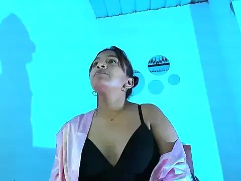 spicy_girl19 from StripChat is Freechat