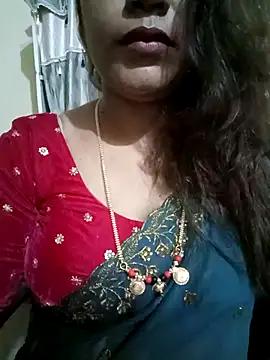 Spoorthi143 from StripChat