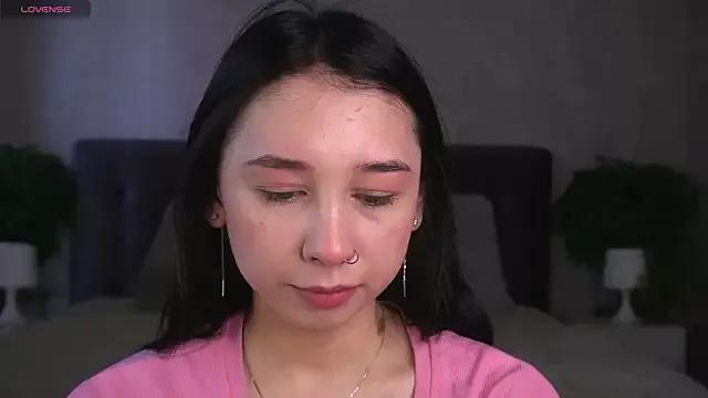 Sssonya from StripChat