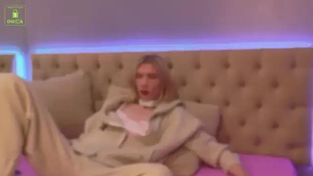 StacyBlackwood from StripChat is Freechat