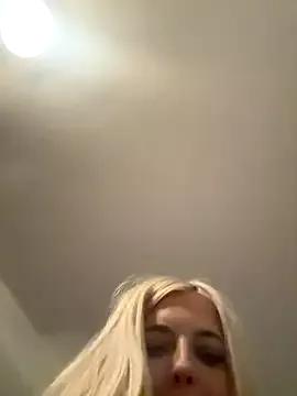 Steffi_Snowbunny from StripChat is Freechat