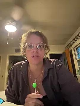 stella_barz from StripChat is Freechat