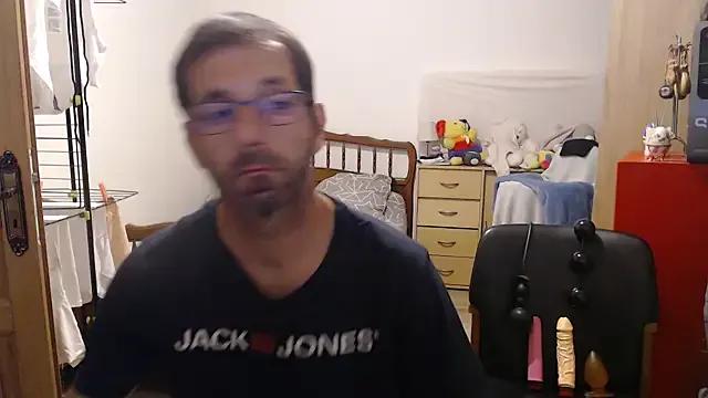 steph19x5 from StripChat is Freechat