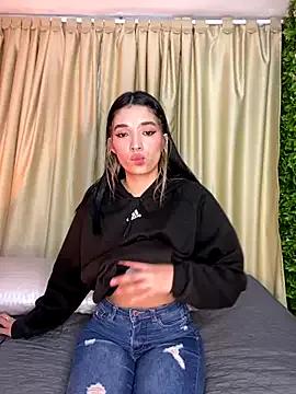 stepha__ from StripChat is Freechat
