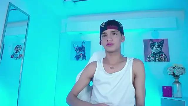 Steven_Parker from StripChat is Freechat