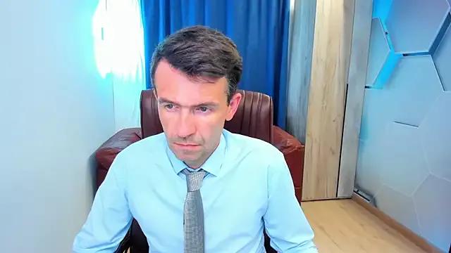 SteveTiger from StripChat is Freechat