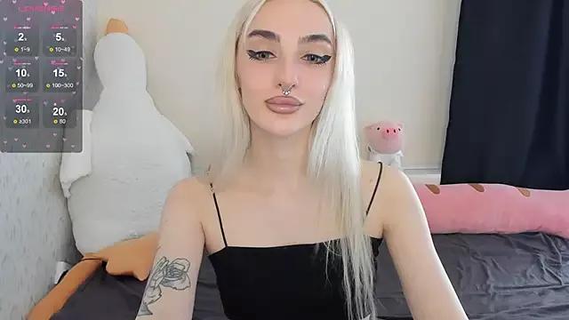 succubantra from StripChat