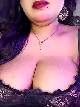 Suhanakhan00 webcams show profile image 