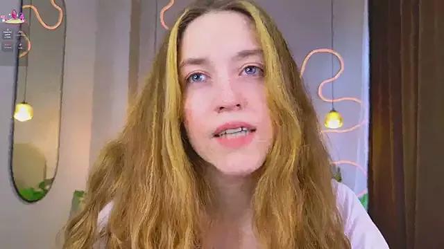Summer_Red_Daze from StripChat is Freechat
