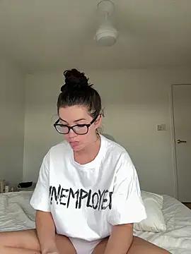 summermc_xx from StripChat