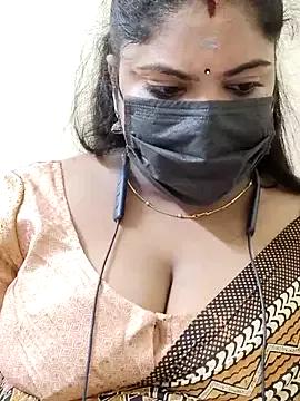 sun-flower from StripChat is Freechat