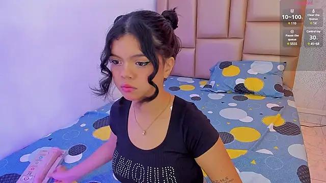 SunnieCute_ from StripChat