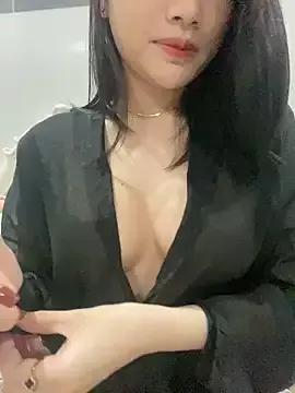 Sunny_babyy from StripChat is Freechat