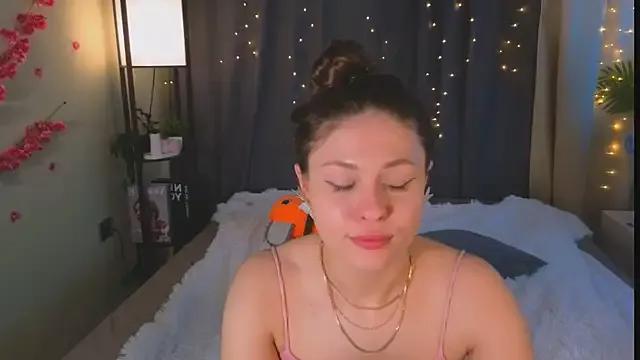 Sunshine-_-Kelly from StripChat