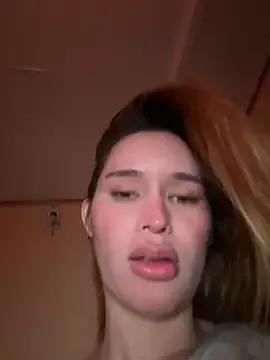 surprisecockmia from StripChat is Freechat