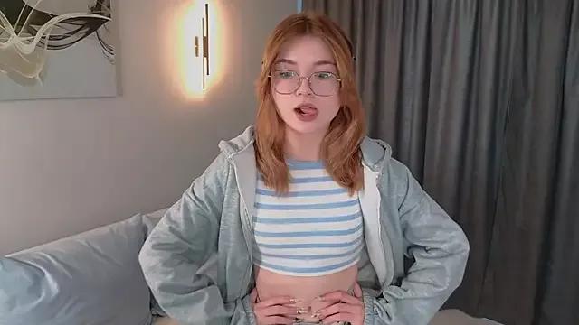 Susan_Gardner from StripChat