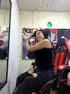 susan_mooree from StripChat is Freechat