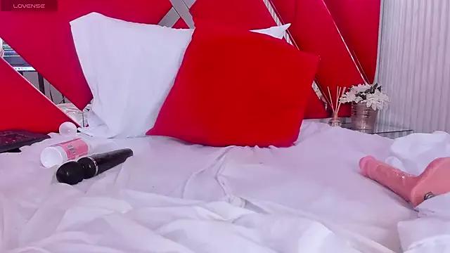 SusanCouper from StripChat is Freechat