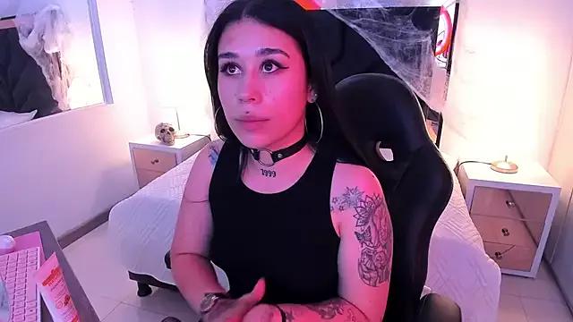 SusanVilla from StripChat is Freechat