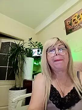 SusieNoreen from StripChat