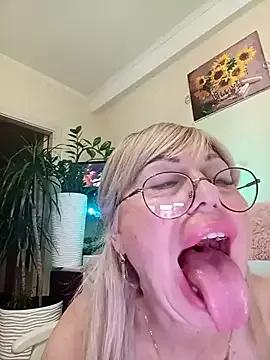SusieNoreen from StripChat