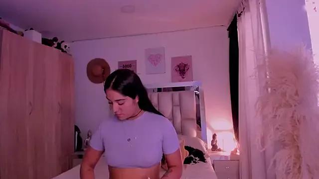 Sussy_Bell01 from StripChat