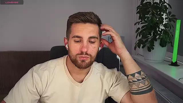 Sweeet__boy from StripChat