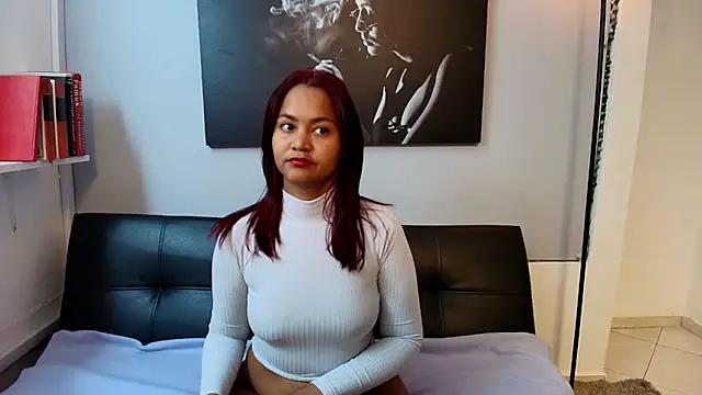Sweeet_juicy from StripChat
