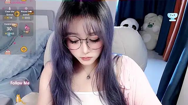 Sweet-18wanwan from StripChat