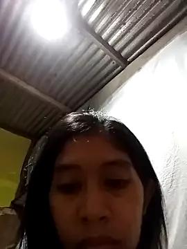 Sweet-Beerry from StripChat