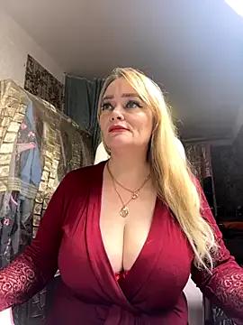 Sweet-blonde from StripChat is Freechat