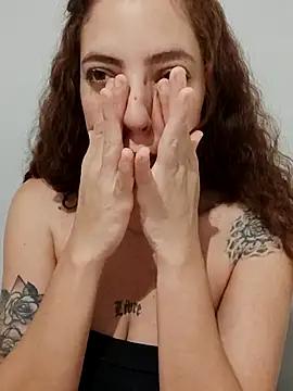 Sweet-diamondxxx from StripChat