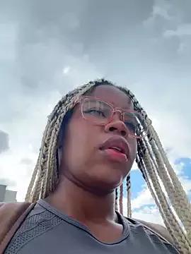 Sweet-Jade from StripChat is Freechat