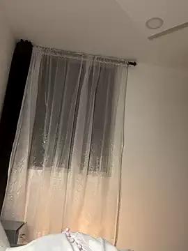 Sweet-Jade from StripChat is Freechat