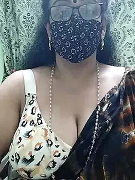 sweet-lotus from StripChat