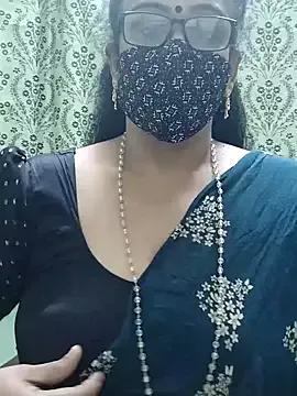 sweet-lotus from StripChat