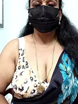 sweet-lotus from StripChat