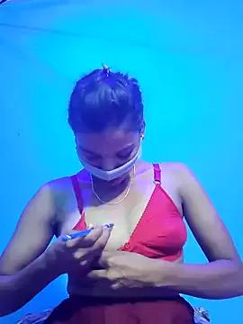 Sweet-Moyna from StripChat