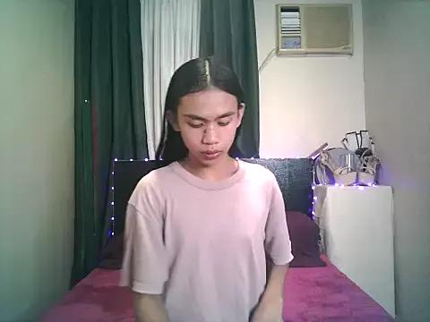 Sweet-shopia from StripChat