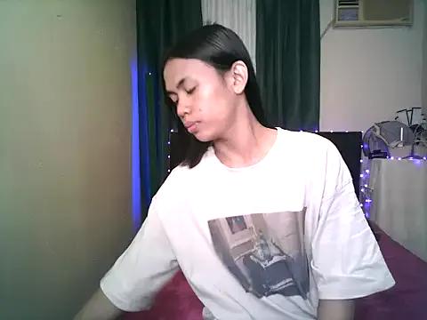 Sweet-shopia from StripChat