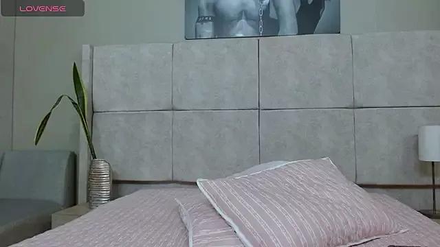 sweet_amalia4 from StripChat