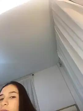 Sweet_and_Rous0 from StripChat
