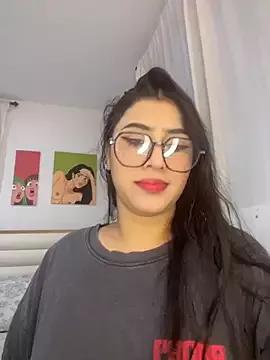 Sweet_and_Rous0 from StripChat