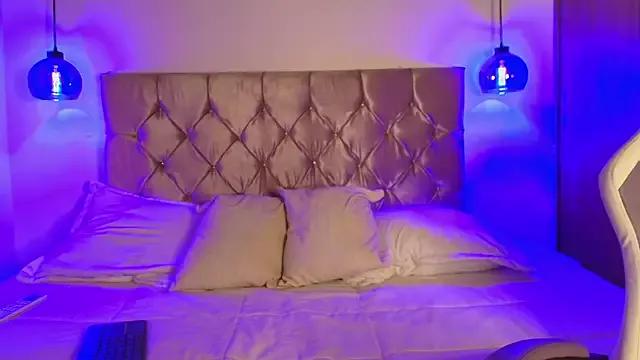 Sweet_aurora_ from StripChat is Freechat