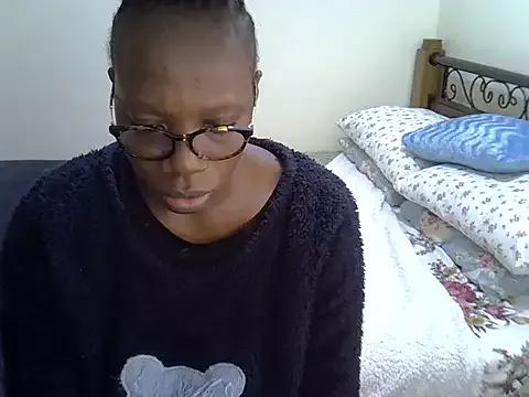 Sweet_Bear from StripChat