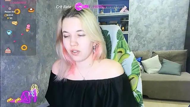 Sweet_Beee from StripChat