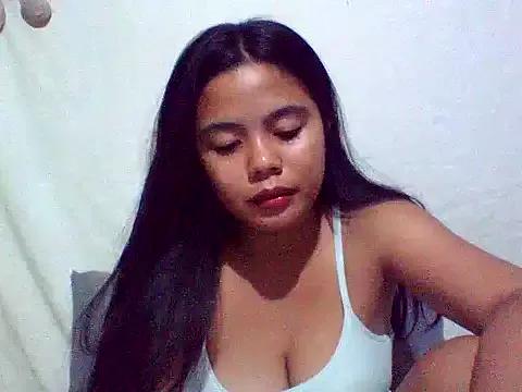 sweet_heaven00 from StripChat