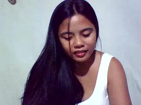 sweet_heaven00 from StripChat